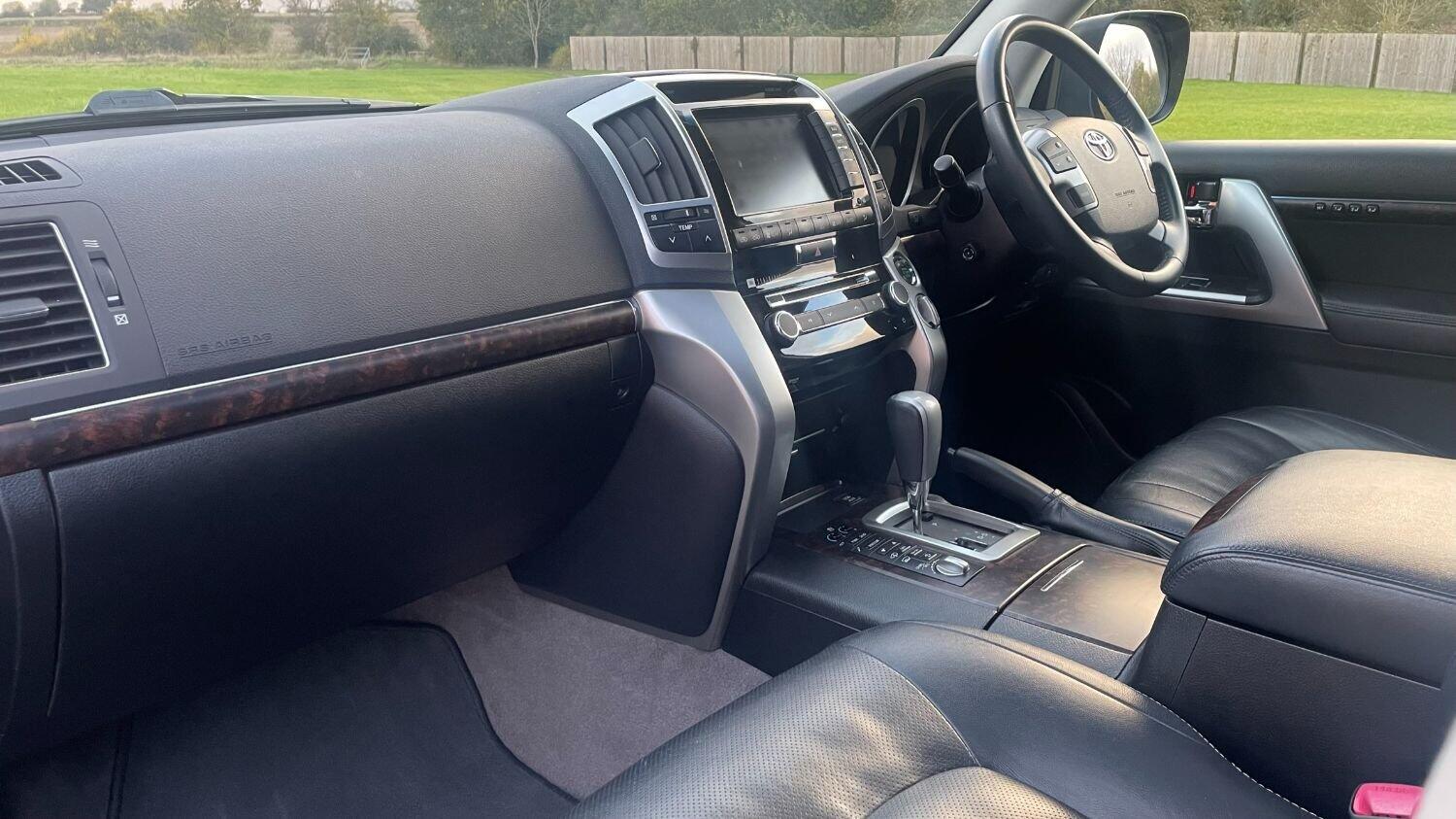 Used TOYOTA LAND CRUISER in Stoney Stanton, Leicestershire Belmont